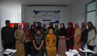 DINAS PERPUSTAKAAN DAN KEARSIPAN BANGGAI KEPULAUAN MENGELAR BIMTEK SPP-TIK.